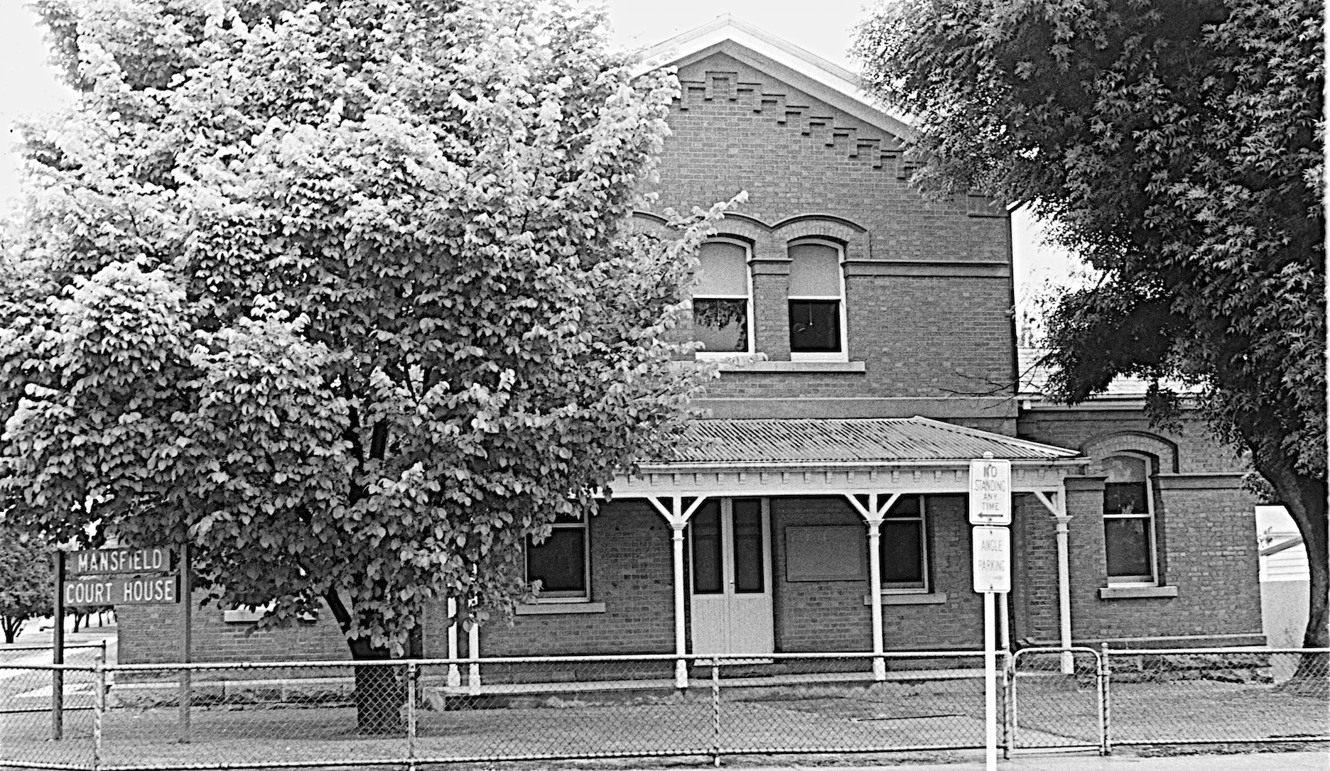 Mansfield Courthouse early 1990s High Country History Hub