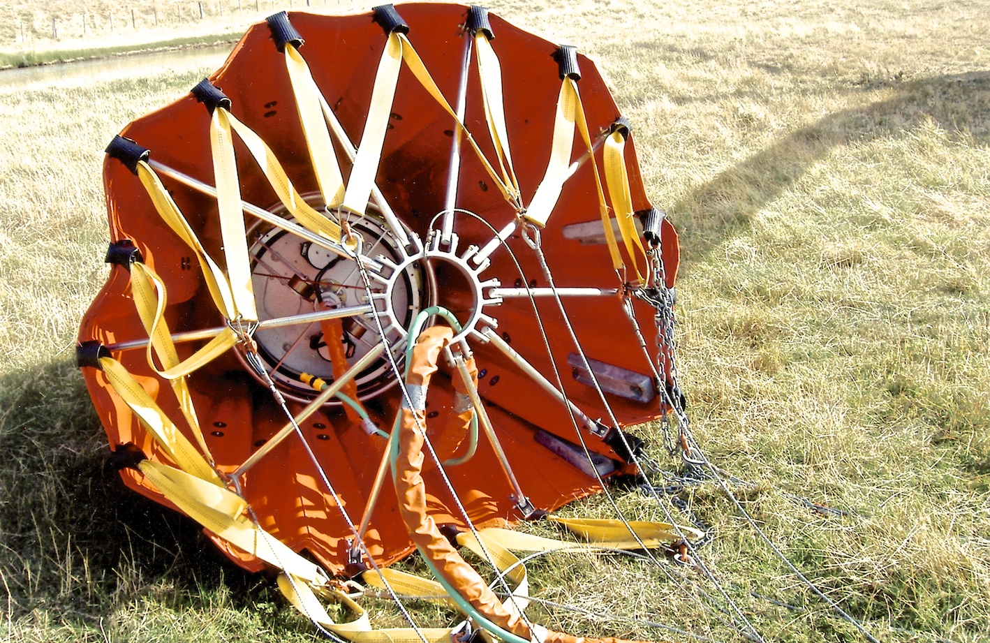How Much Water Do Helicopter Bucket Hold at Cynthia Pollock blog
